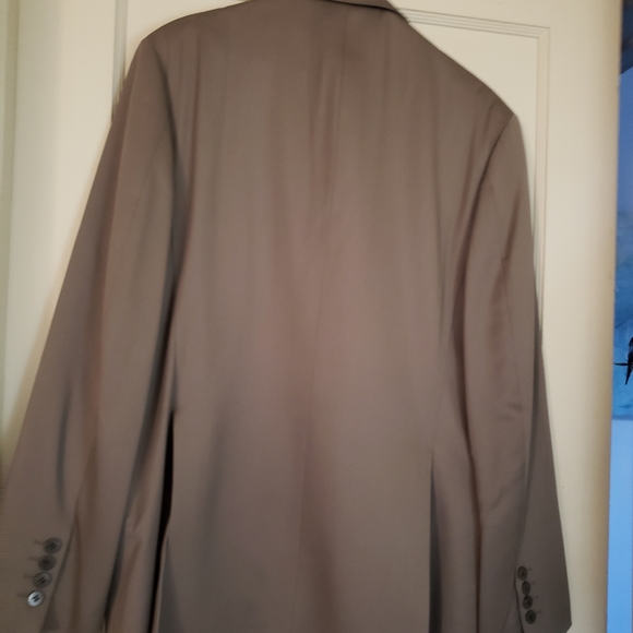 Mens olive green 2 piece suit. 100 % wool. - Picture 3 of 7